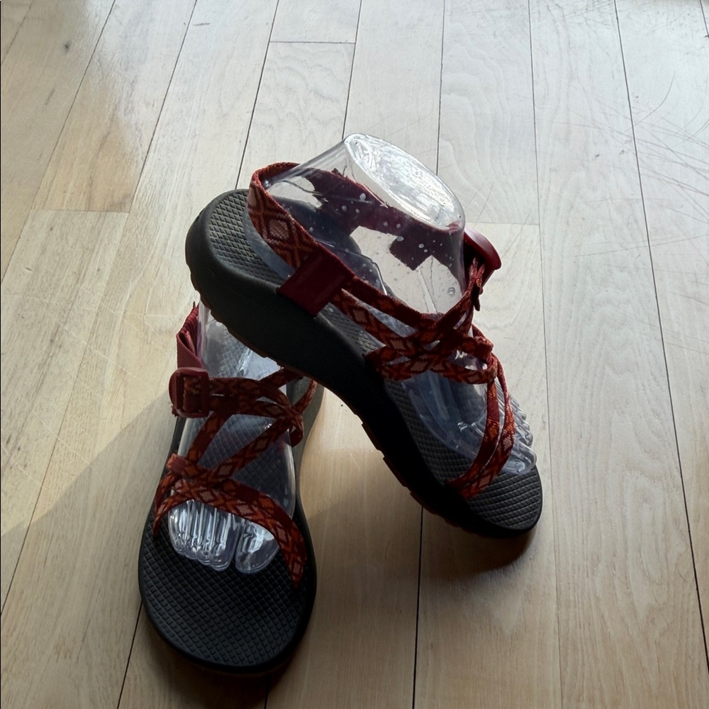Chaco Z Cloud X2 Peach Quilt Strap Hiking Sz. 9 Sandals with Black Footbed NWOT - Picture 3 of 13